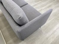 Laadukas 2 Istuttava Sohva - Image 4