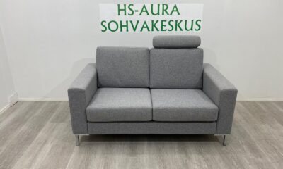 2 Istuttava Sohva