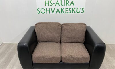 2 Istuttava Sohva