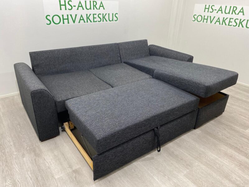 Musta Vuodesohva - Image 1
