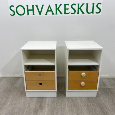 MUURAME Yöpöytä 2 kpl 70€