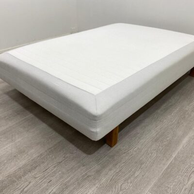 IKEA SULTAN Runkopatjasänky 140 x 200