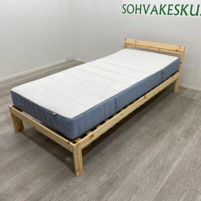 IKEA Sänky 200 x 90