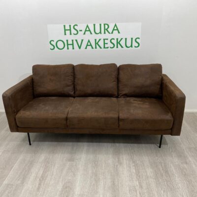 3 Istuttava Sohva