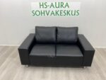 2 Istuttava Nahkasohva