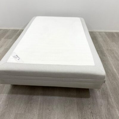 IKEA SULTAN Runkopatjasänky 200 x 120