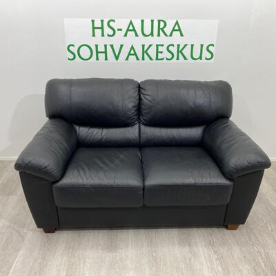 POHJANMAAN 2 Istuttava Nahkasohva