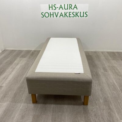 IKEA Skårer Runkopatjasänky 200 x 90