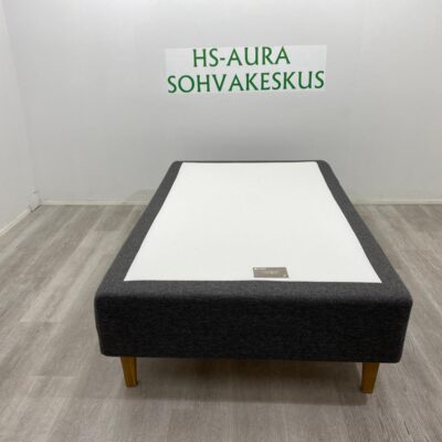 HILDING Runkopatjasänky 200 x 120